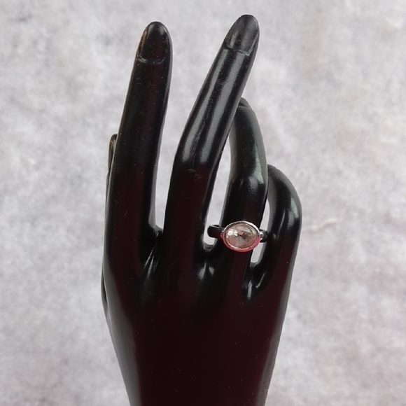 Trendy Silver Oval Ring - Picture 1 of 7